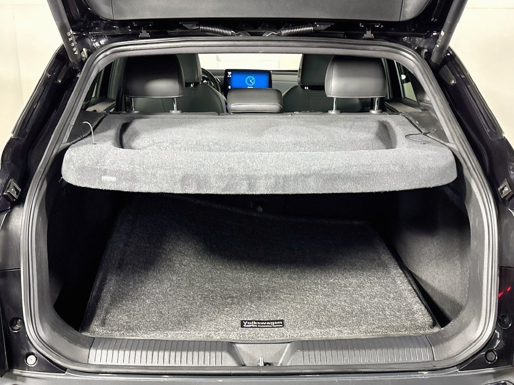 Certified 2023 Volkswagen ID.4 Pro S AWD/4WD image 23