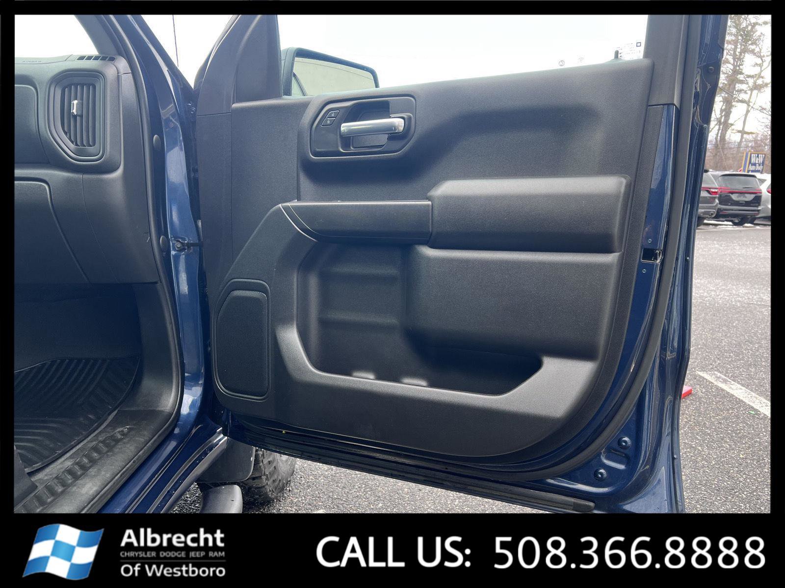 Used 2023 Chevrolet Silverado 1500 Custom Trail Boss image 21