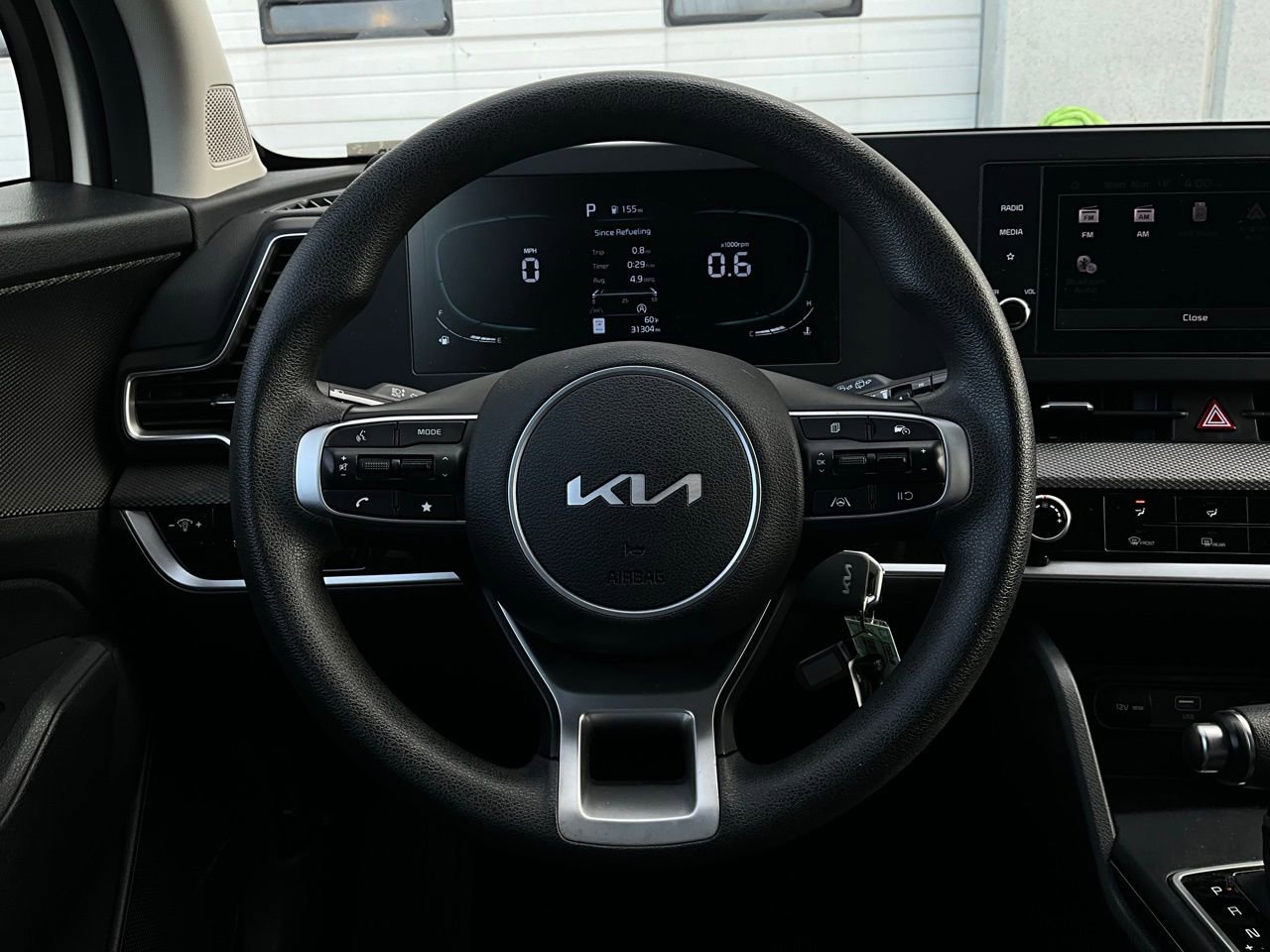 Used 2025 Kia Sportage LX image 30