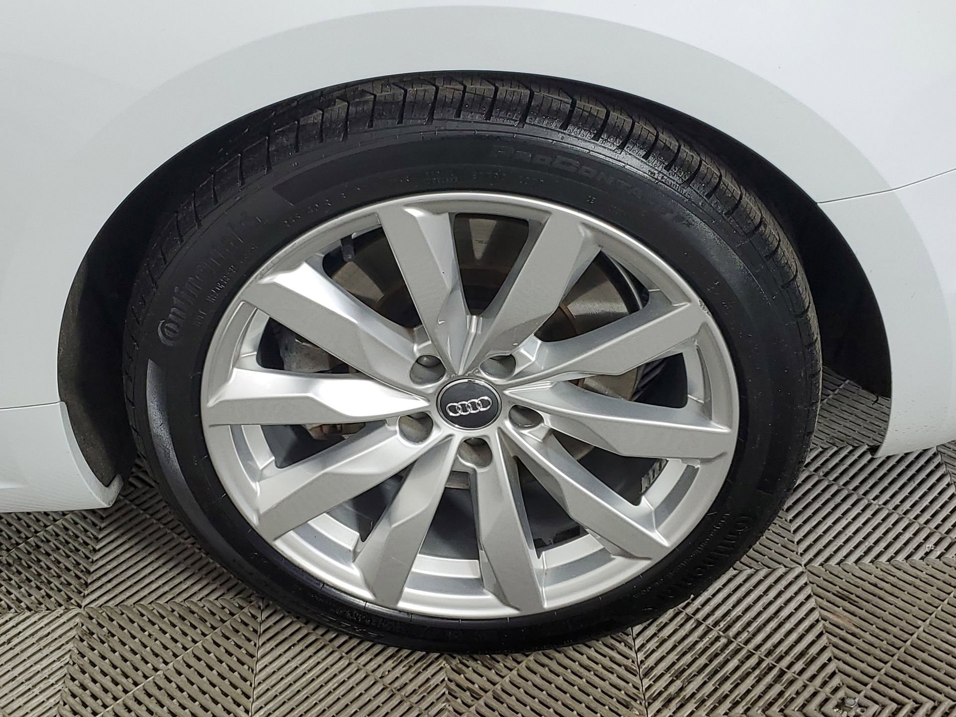 Used 2018 Audi A5 2.0T Premium w/ Convenience Package image 19