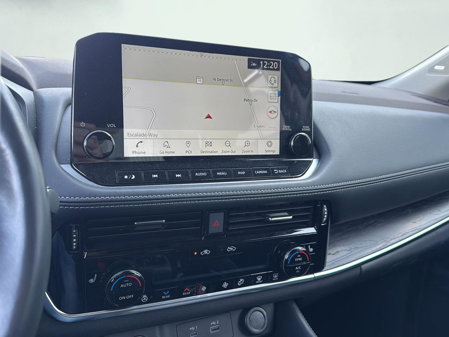 Used 2021 Nissan Rogue SL w/ Premium Package image 14