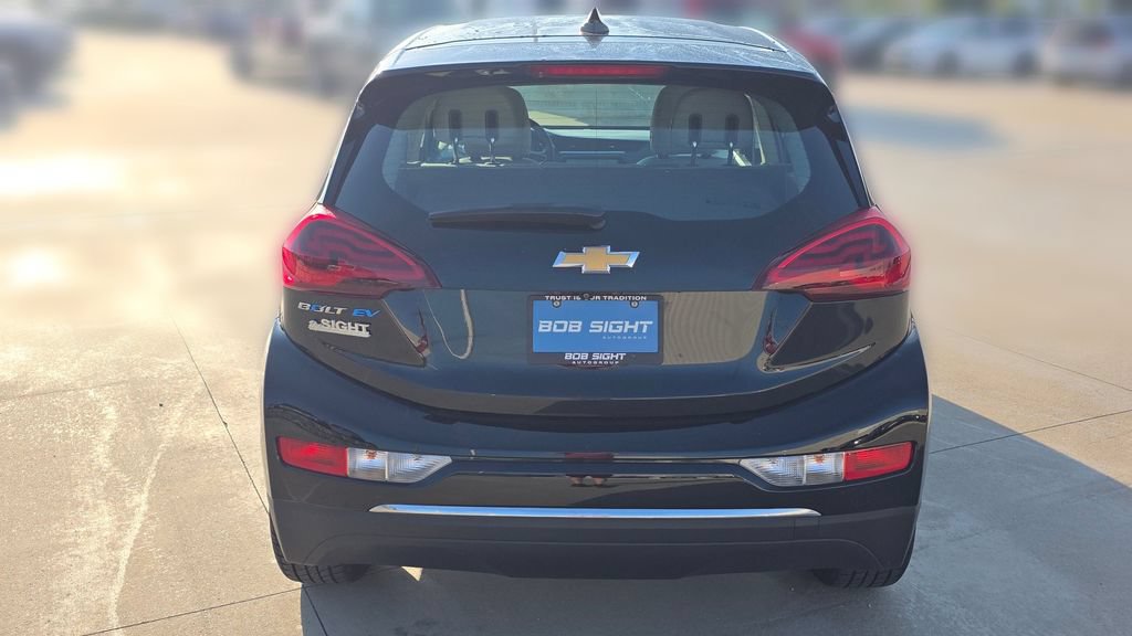 Used 2020 Chevrolet Bolt LT FWD image 4