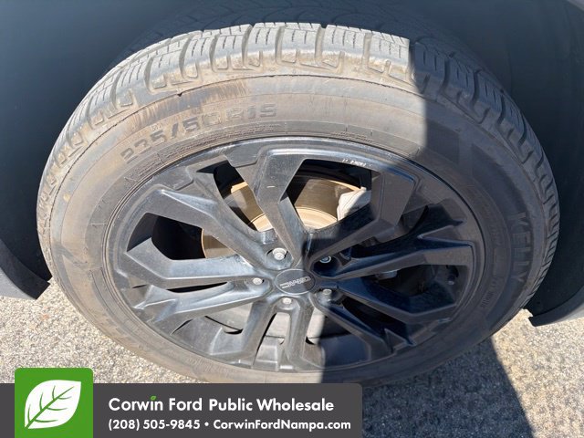 Used 2021 GMC Terrain SLE w/ Driver Convenience Package AWD/4WD image 9