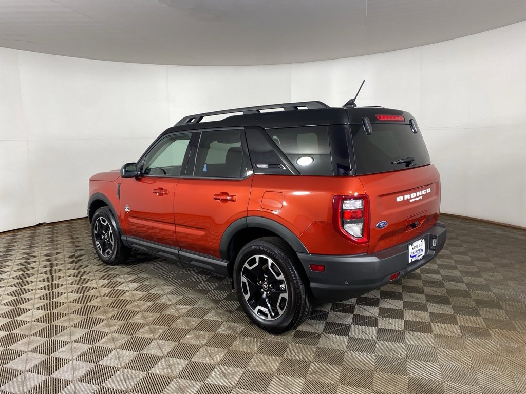 Used 2024 Ford Bronco Sport Outer Banks image 5