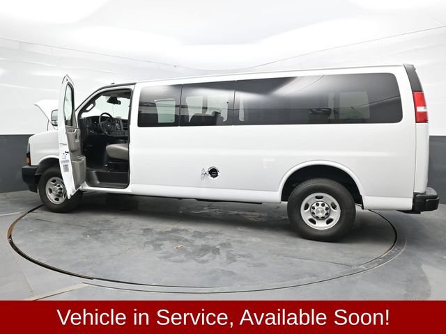 Used 2024 Chevrolet Express 3500 LS RWD image 44
