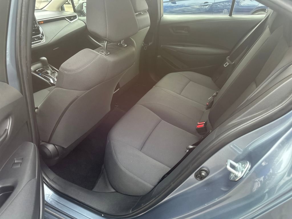 Used 2022 Toyota Corolla LE image 12