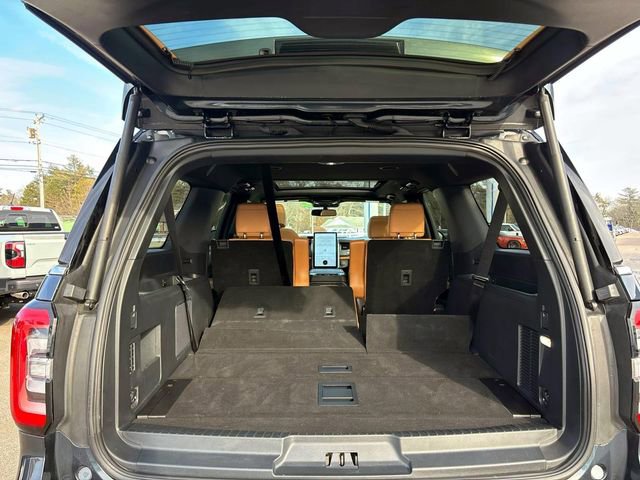 Used 2024 Ford Expedition Max Platinum image 18
