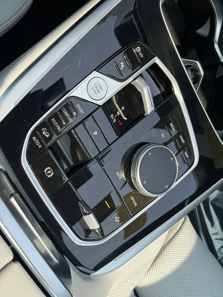New 2027 BMW X7 xDrive40i w/ M Sport Package AWD/4WD image 19