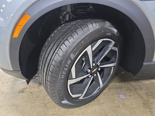 New 2026 Chevrolet Equinox EV LT image 31