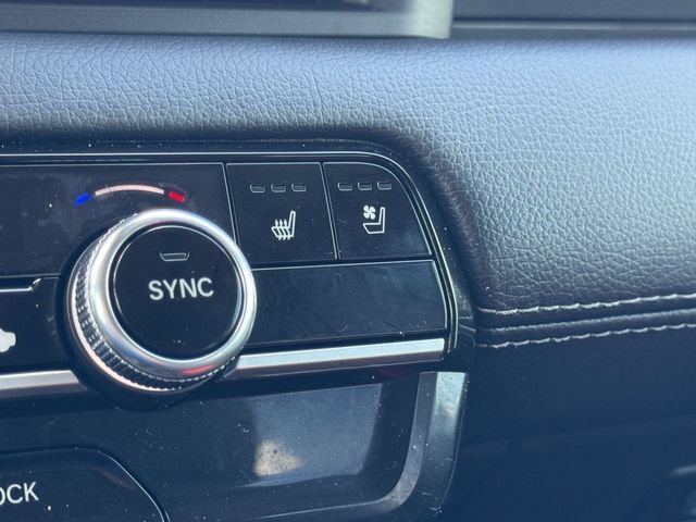 Used 2025 Honda Pilot Elite image 23
