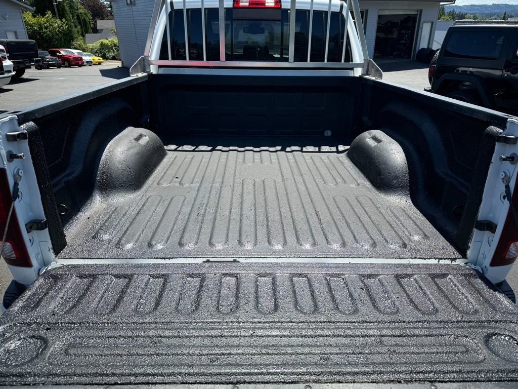 Used 2017 RAM 1500 Sport image 9