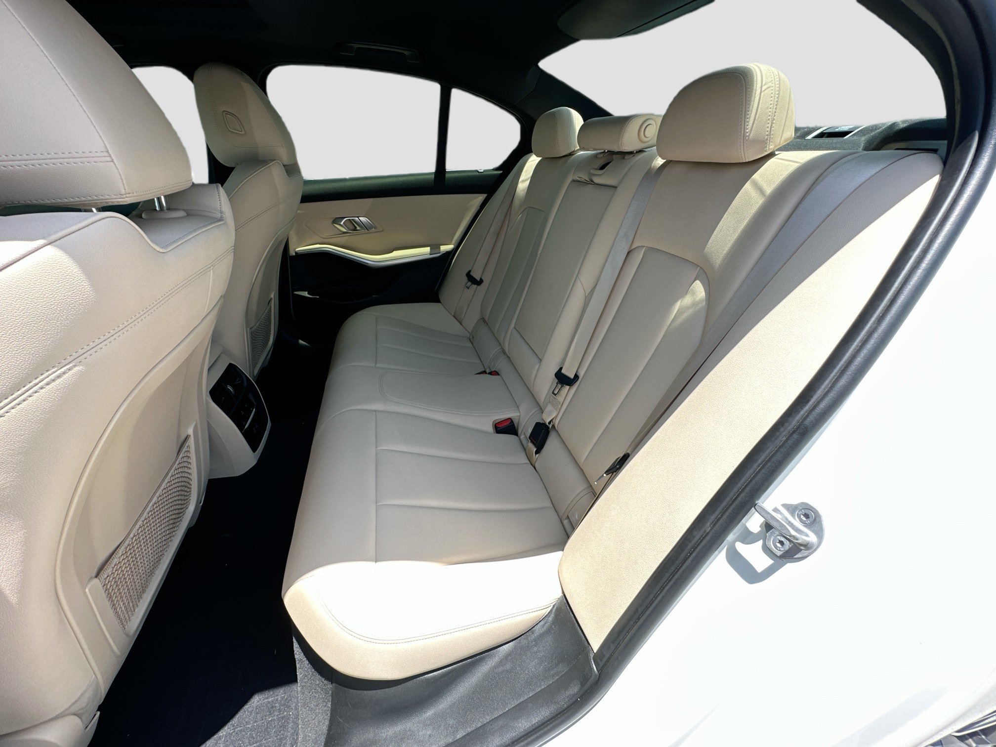 Used 2021 BMW 330i Sedan w/ Premium Package RWD image 25