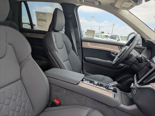 New 2026 Volvo XC90 T8 Plus w/ Protection Package AWD/4WD image 14