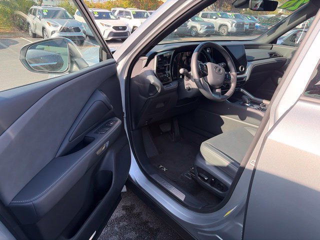 Used 2026 Lexus TX 350 AWD w/ Technology Package image 13