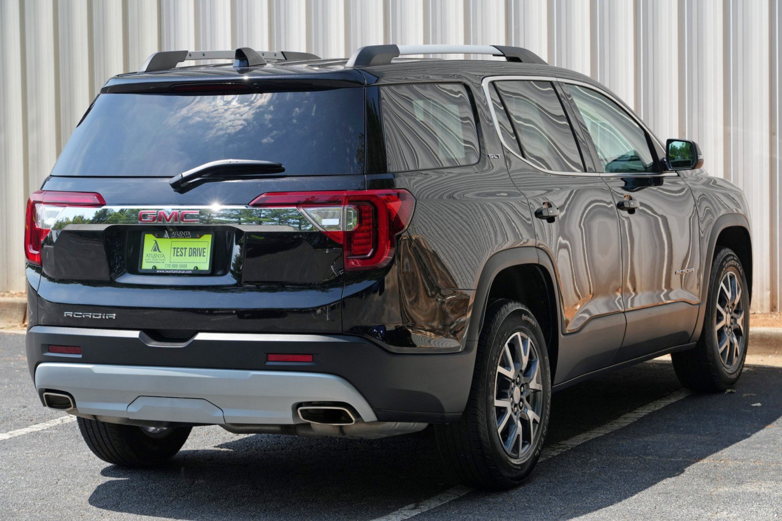 Used 2023 GMC Acadia SLT FWD image 46