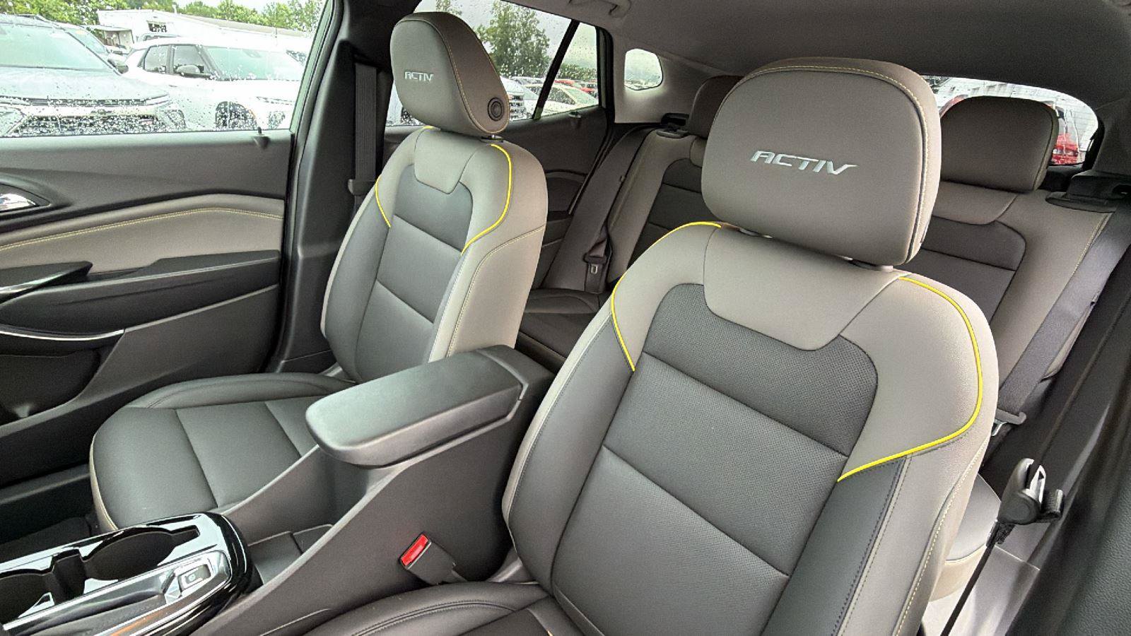 New 2026 Chevrolet Trax ACTIV w/ Driver Confidence Package FWD image 17