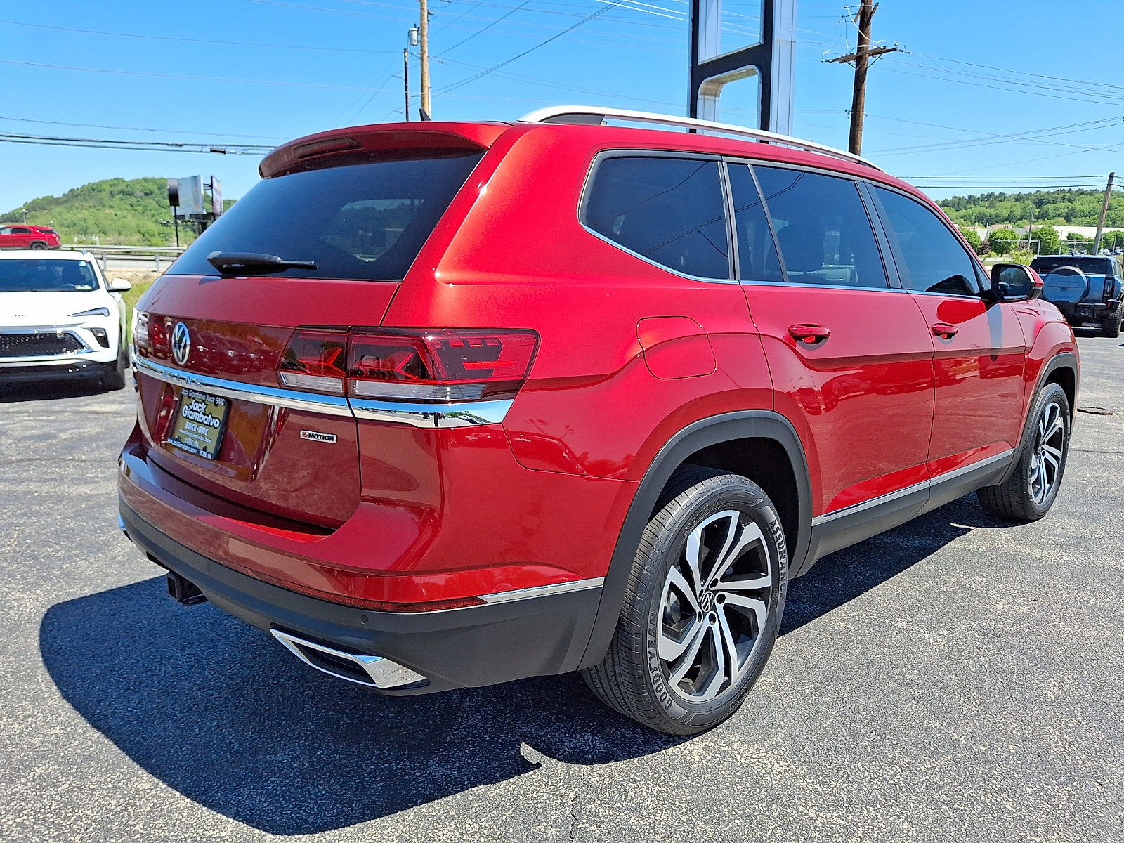 Used 2022 Volkswagen Atlas SEL AWD/4WD image 8