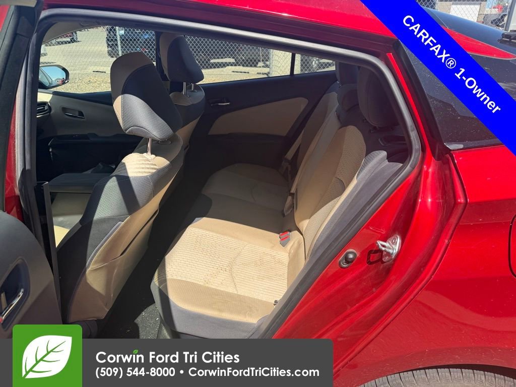 Used 2016 Toyota Prius Two FWD image 12