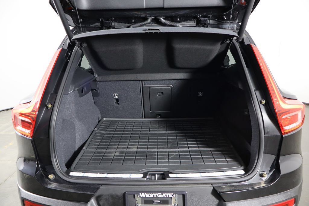 Used 2019 Volvo XC40 T5 Inscription AWD/4WD image 16