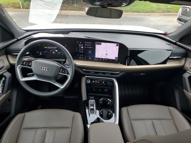 Used 2025 Audi Q5 Premium Plus w/ Premium Plus AWD/4WD image 8