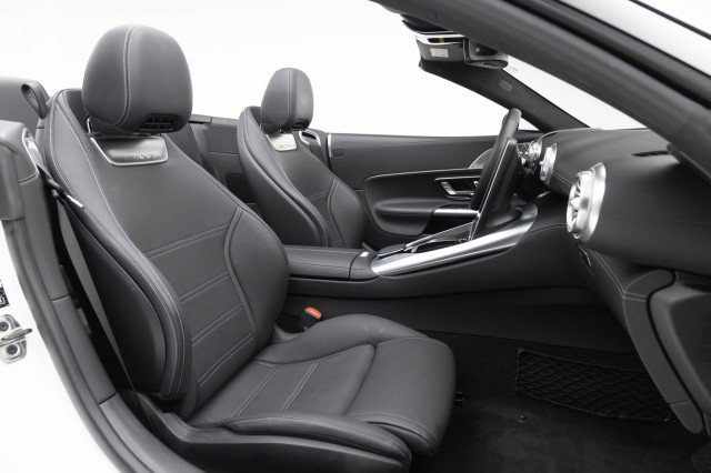 Used 2023 Mercedes-Benz SL 55 AMG 4MATIC image 4