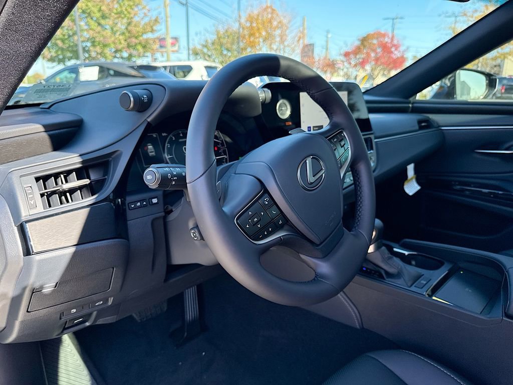 New 2025 Lexus ES 350 image 25