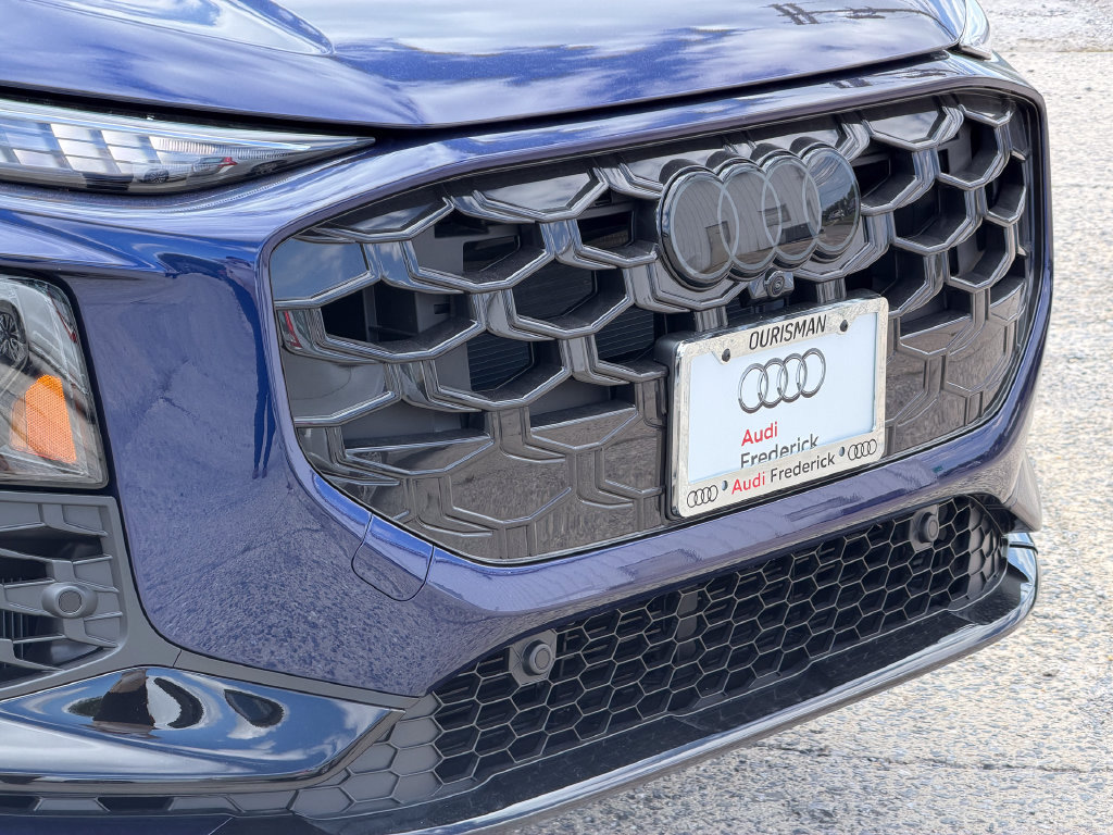 New 2026 Audi Q3 quattro 2.0T AWD/4WD image 2