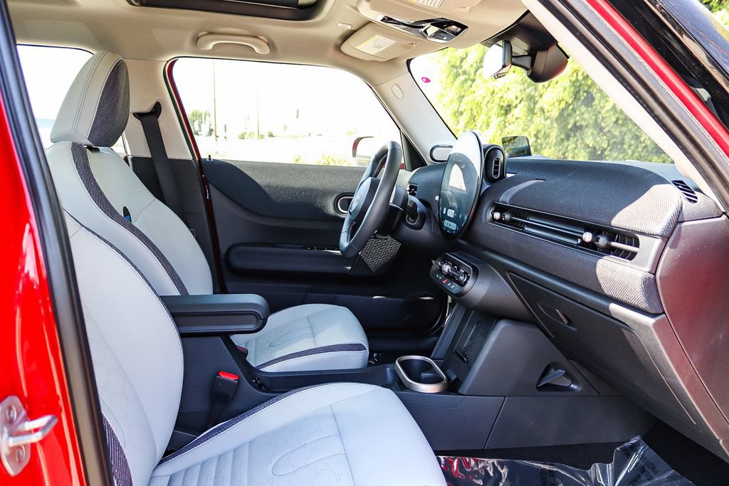 Used 2025 MINI Cooper S FWD image 19