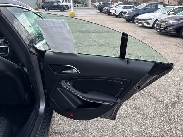 Used 2019 Mercedes-Benz CLA 250 4MATIC image 13