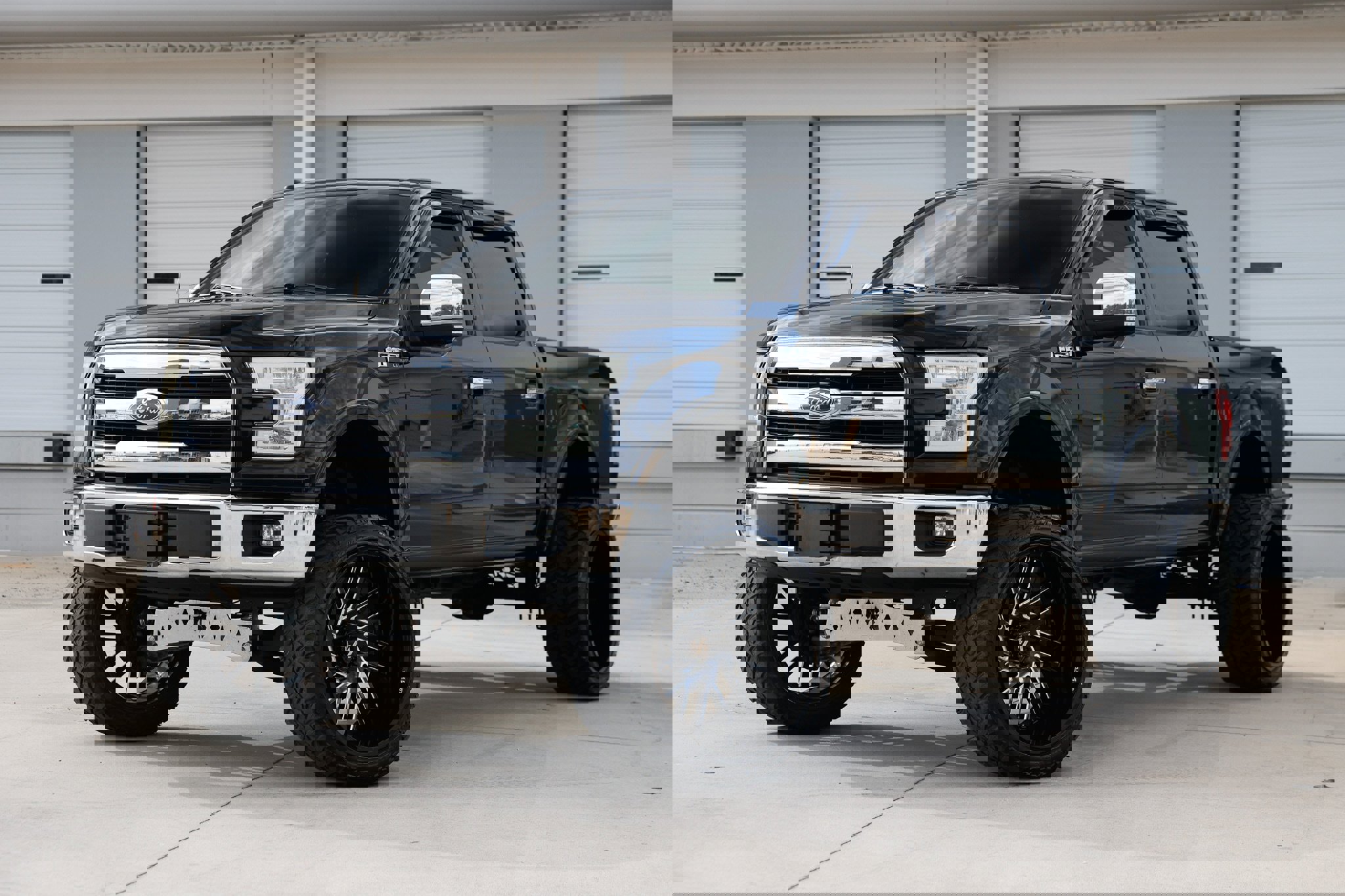 Used 2017 Ford F150 Lariat w/ Equipment Group 501A Mid image 1