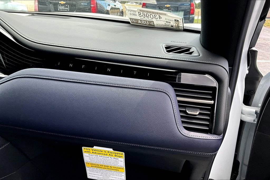New 2026 INFINITI QX80 4WD image 19