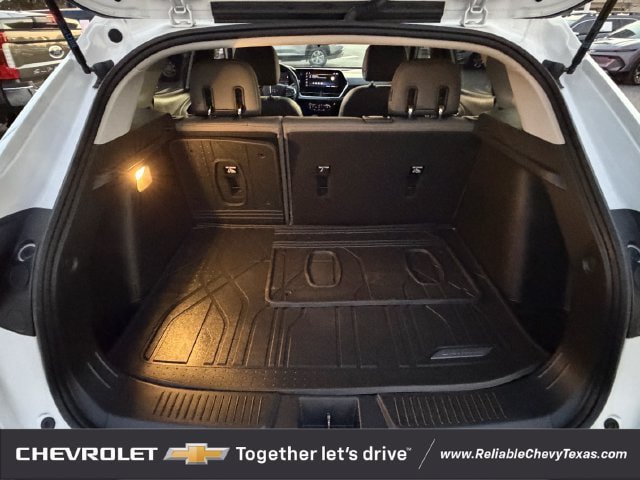 Used 2024 Chevrolet Trax ACTIV w/ Driver Confidence Package FWD image 32