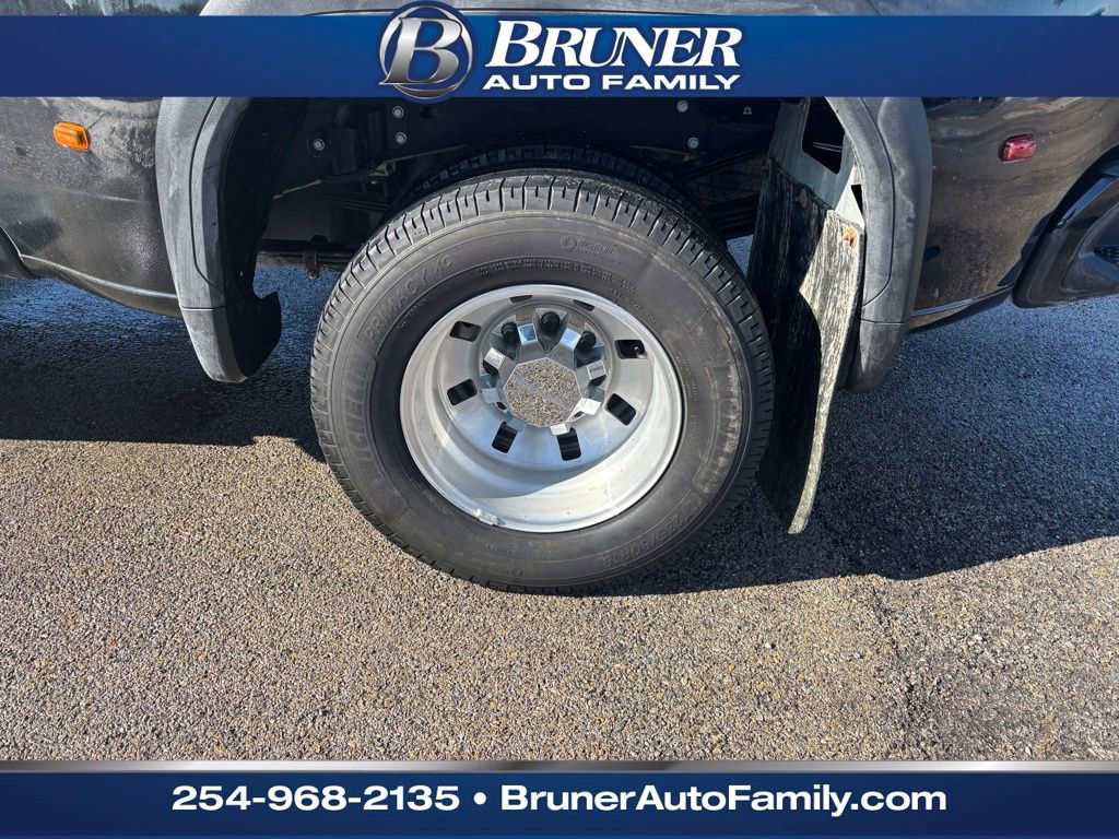 Certified 2024 GMC Sierra 3500 Denali w/ Denali Reserve Package image 9