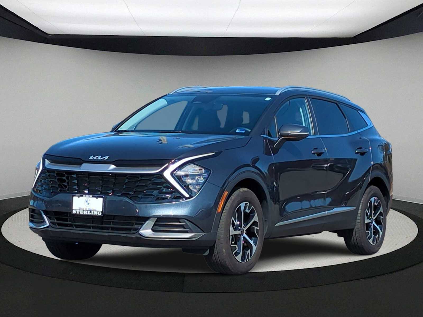 Used 2023 Kia Sportage EX image 4