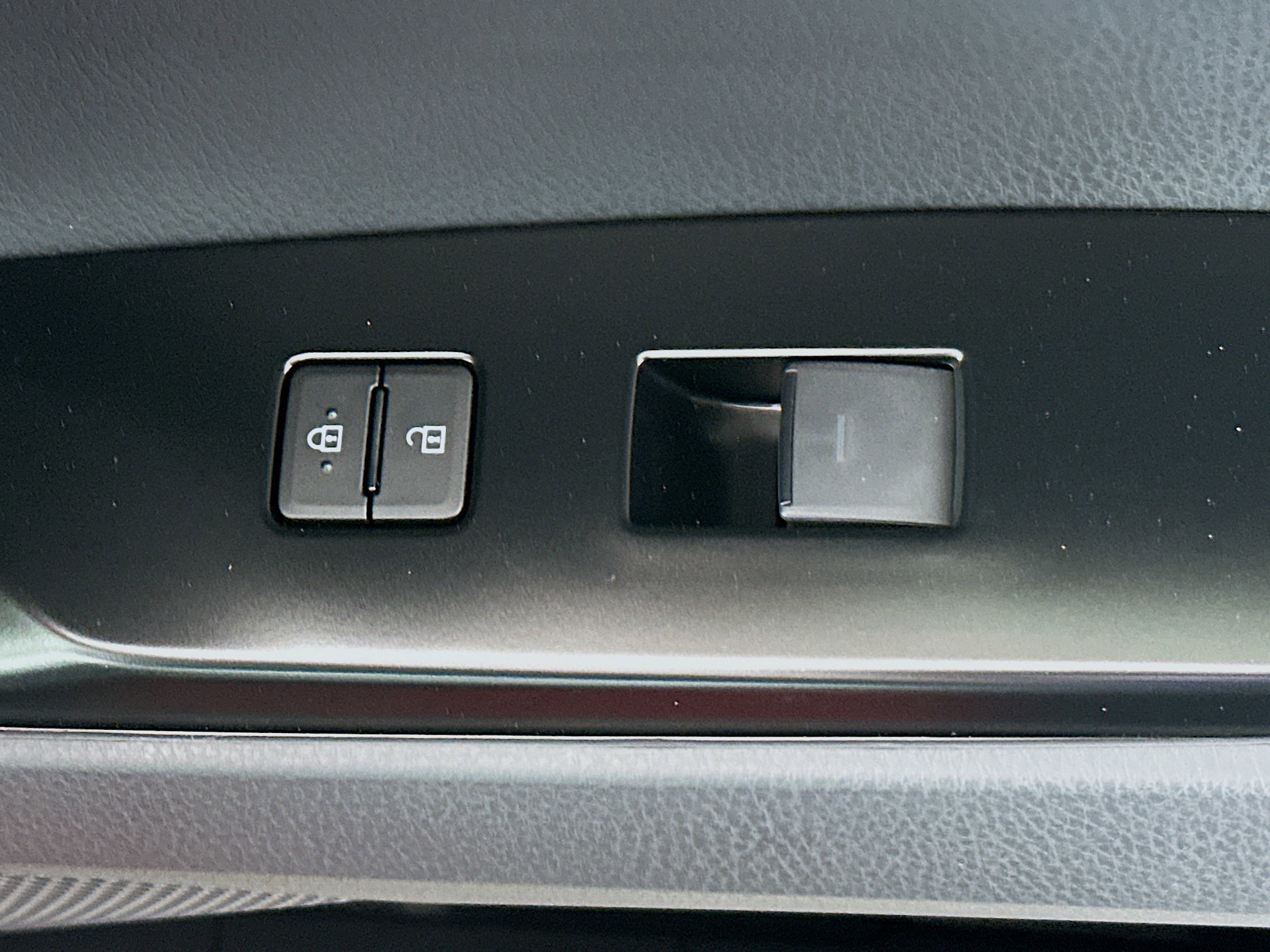 Used 2026 Toyota Camry LE w/ Convenience Package FWD image 29