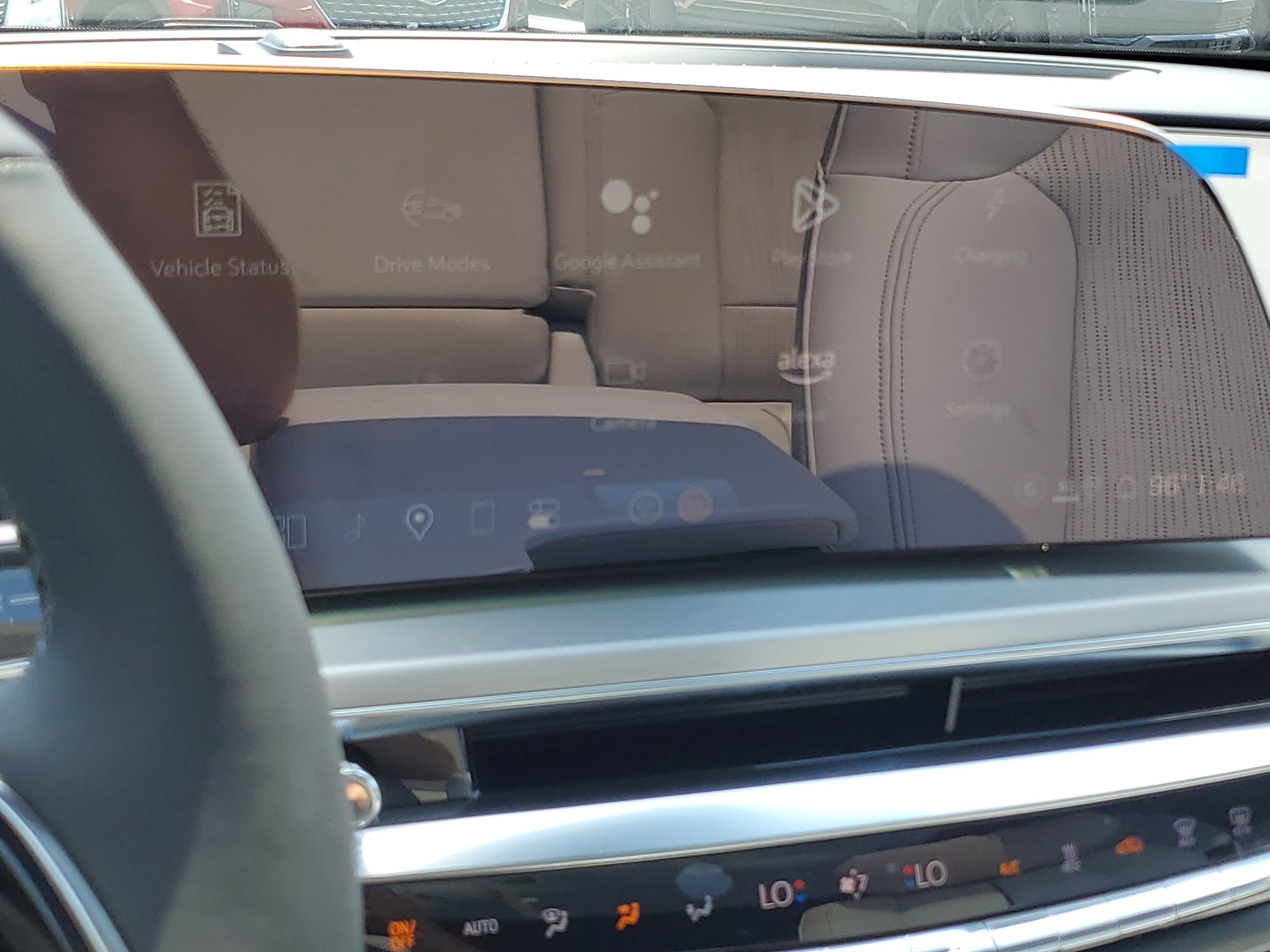 New 2025 Cadillac Lyriq Luxury image 23