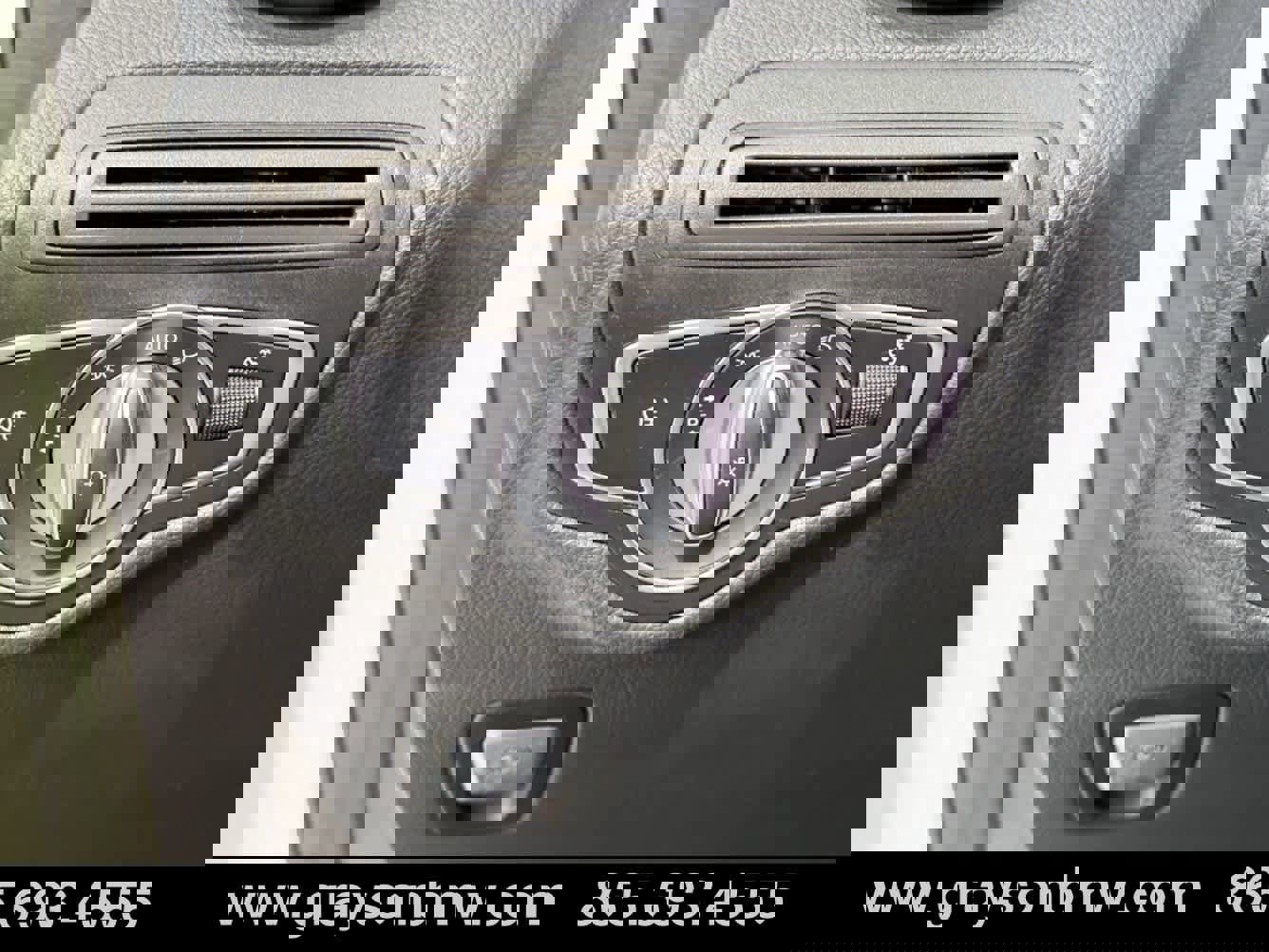 Used 2022 Mercedes-Benz GLC 300 4MATIC w/ Multimedia Package Lite image 22