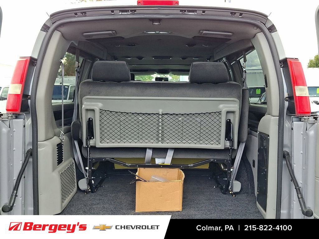 Used 2014 Chevrolet Express 1500 image 24