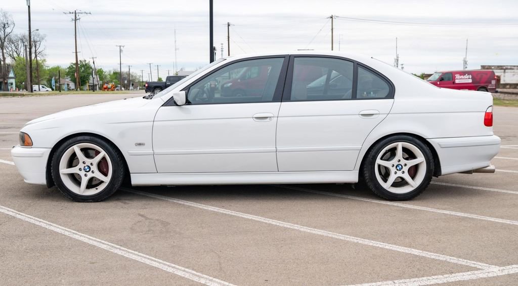 Used 2001 BMW 540i Sedan RWD image 3