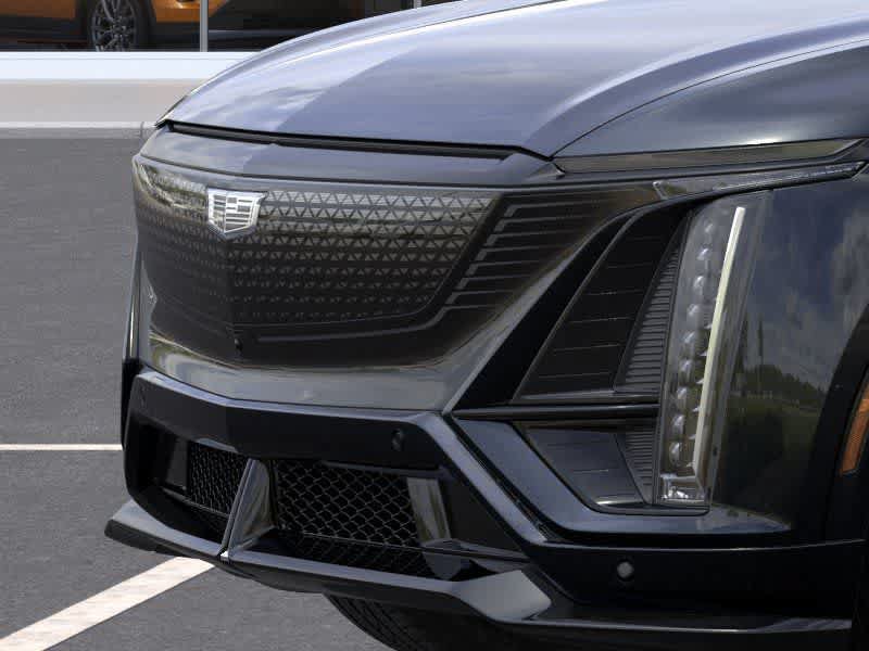 New 2026 Cadillac Lyriq V w/ LPO, Floor Liner Package AWD/4WD image 13