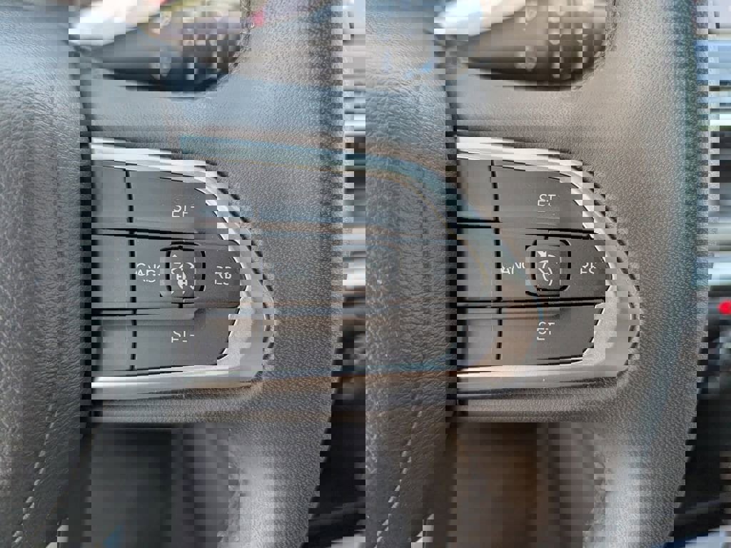 Used 2023 Jeep Compass Latitude image 27