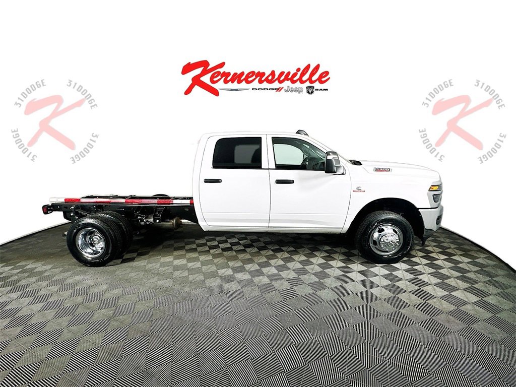 New 2026 RAM 3500 Tradesman image 8