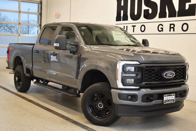 Used 2025 Ford F250 XL w/ STX Appearance Package image 1