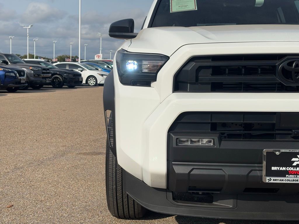 Certified 2025 Toyota 4Runner SR5 image 4