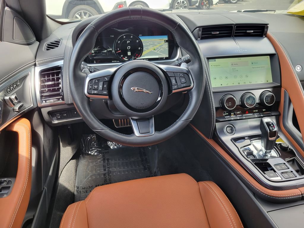 Used 2023 Jaguar F-TYPE R-Dynamic image 4