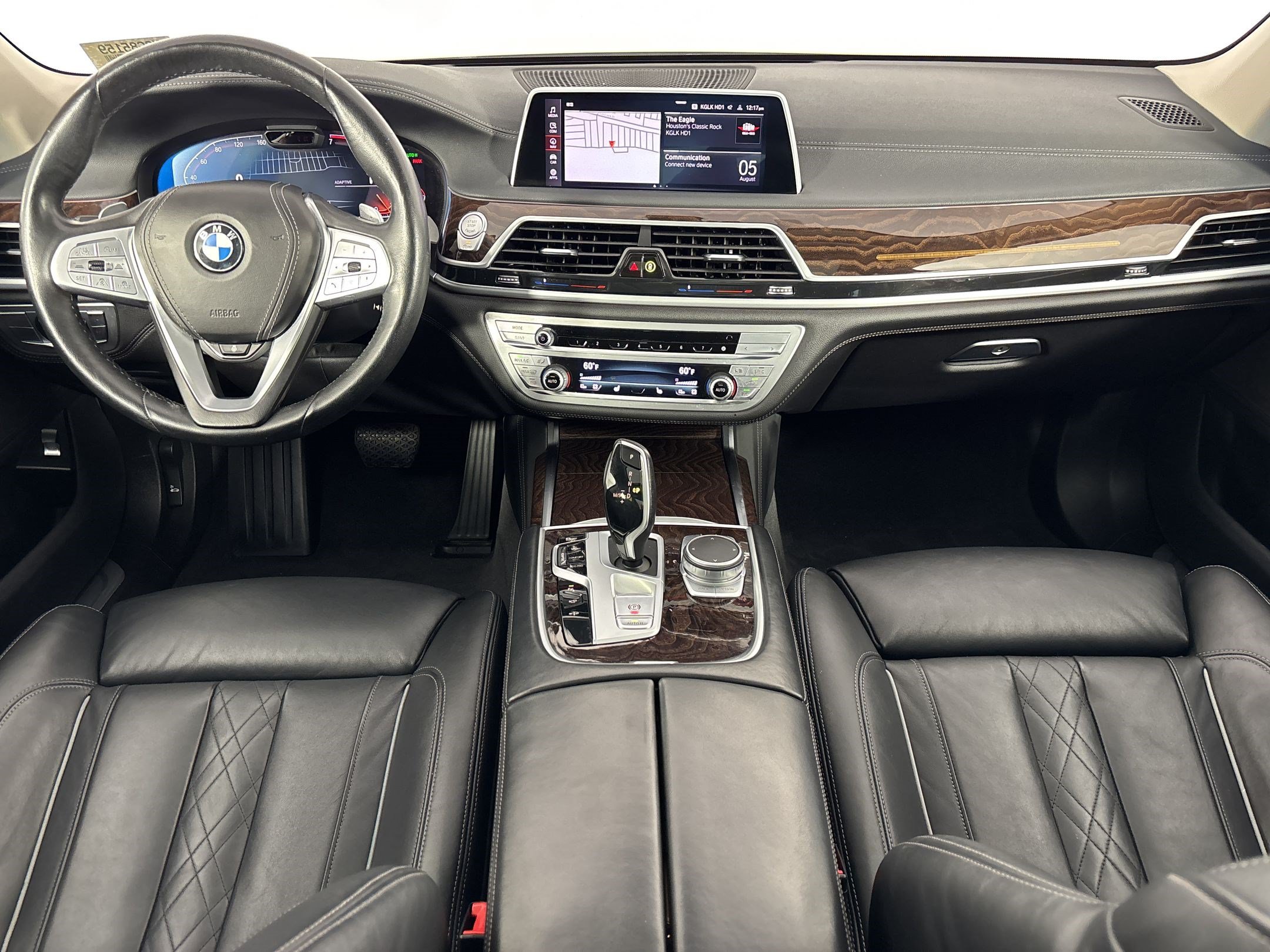 Used 2022 BMW 750Li xDrive AWD/4WD image 16