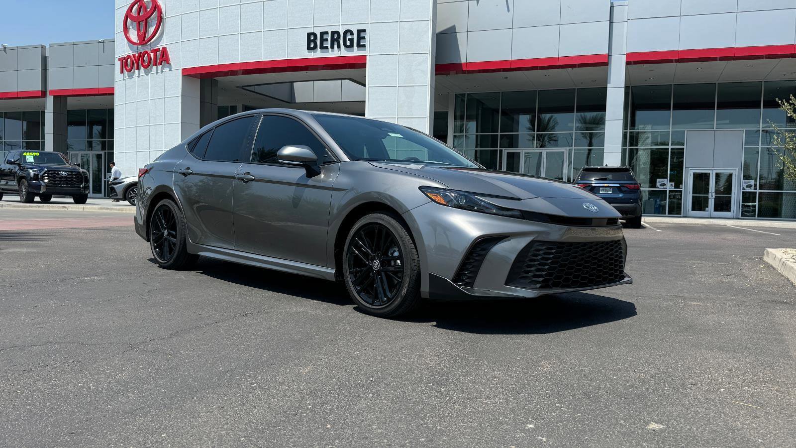 New 2026 Toyota Camry SE image 1