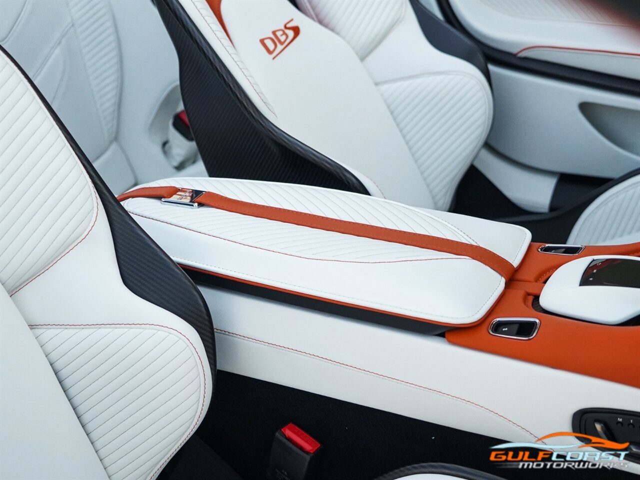 Used 2023 Aston Martin DBS Superleggera Volante RWD image 40