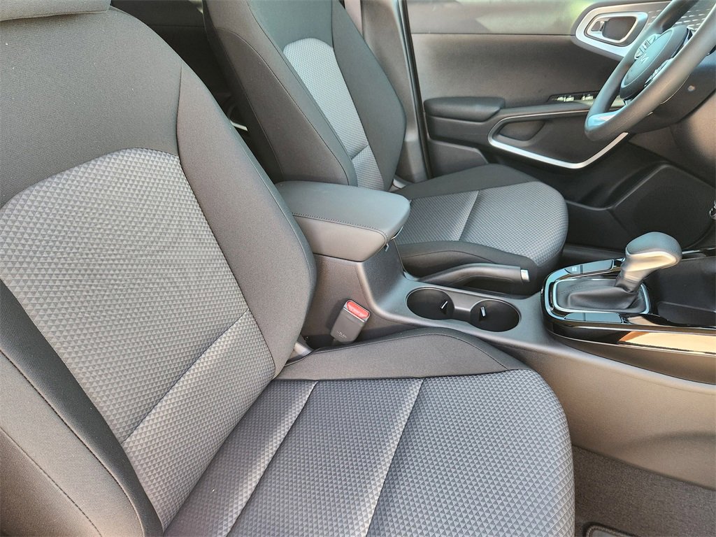 New 2025 Kia Soul S image 10