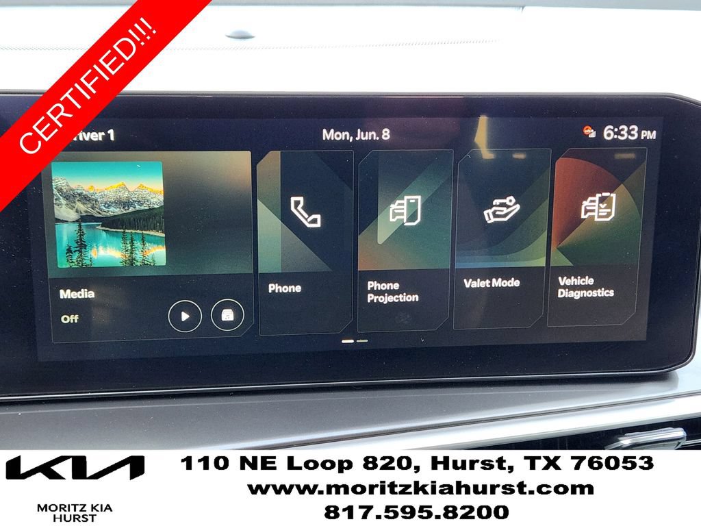 Certified 2026 Kia Sorento LX FWD image 16